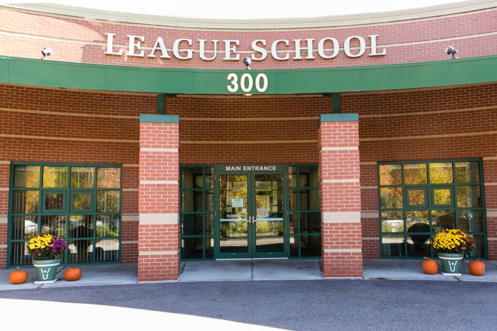 league-school-entrance